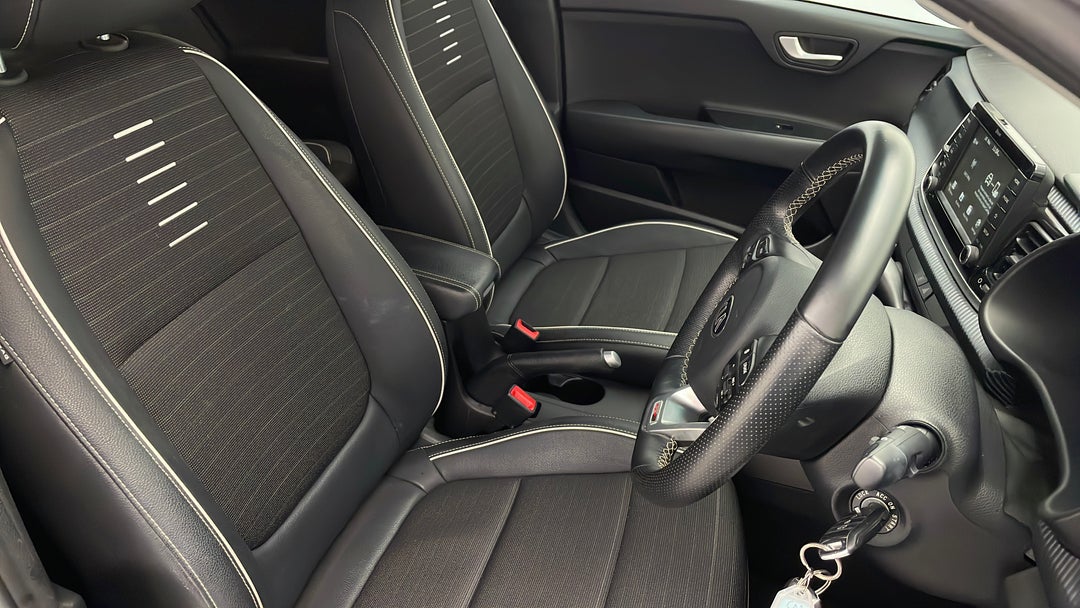 2019 Kia Rio Gt-line, Automatic, 48429 km, Right Side Front Door Cabin View