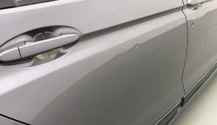 2019 Honda WR-V 1.5L I-DTEC S MT, Diesel, Manual, 33,778 km, Right rear door - Minor scratches