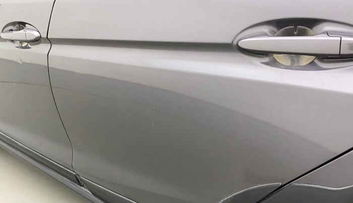 2019 Honda WR-V 1.5L I-DTEC S MT, Diesel, Manual, 33,778 km, Rear left door - Minor scratches