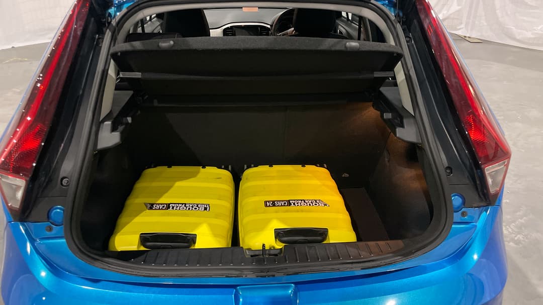 2022 MG Mg3 Auto Core, Automatic, 40887 km, Boot Inside View with Luggage