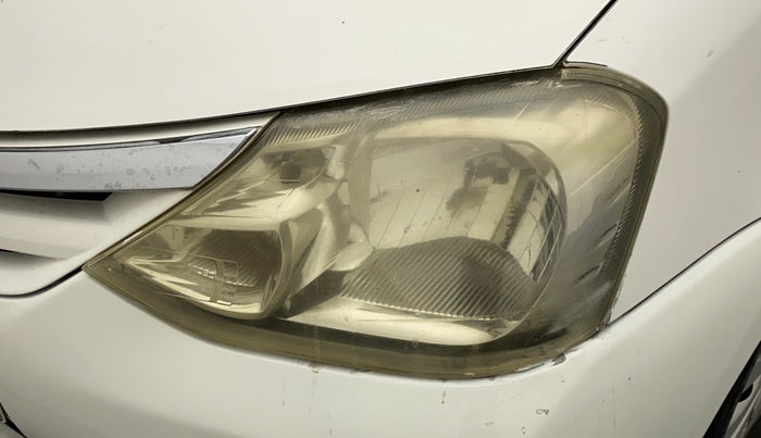 2011 Toyota Etios G, Petrol, Manual, 88,478 km, Left headlight - Faded