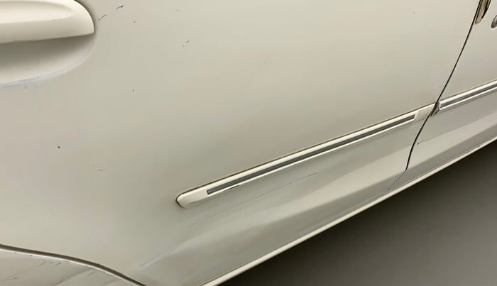 2011 Toyota Etios G, Petrol, Manual, 88,478 km, Right rear door - Slightly dented
