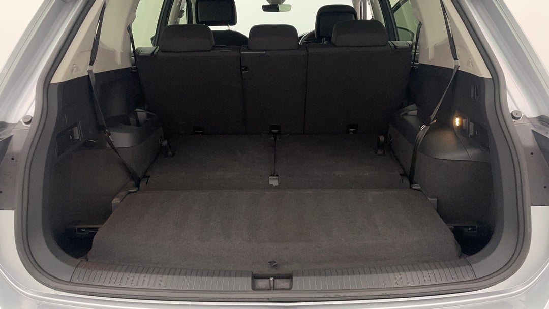 2020 Volkswagen Tiguan Allspace 110 Tsi Comfortline, Automatic, 85050 km, Boot Inside View