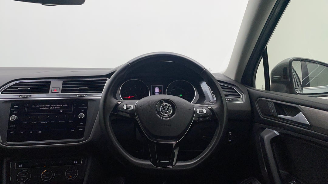 2020 Volkswagen Tiguan Allspace 110 Tsi Comfortline, Automatic, 85050 km, Steering Wheel Close-up