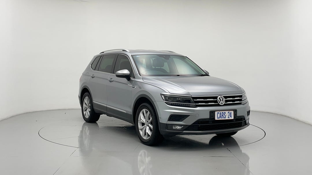 2020 Volkswagen Tiguan Allspace 110 Tsi Comfortline, Automatic, 85050 km, Right Front Diagonal (45- Degree) View