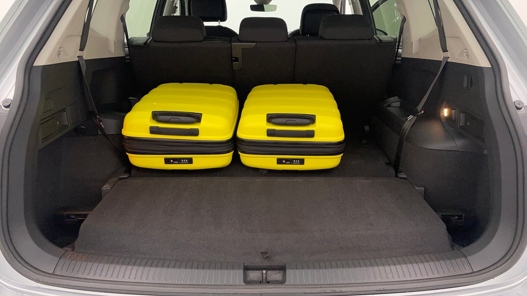 2020 Volkswagen Tiguan Allspace 110 Tsi Comfortline, Automatic, 85050 km, Boot Inside View with Luggage