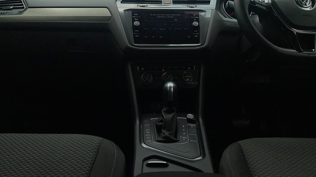 2020 Volkswagen Tiguan Allspace 110 Tsi Comfortline, Automatic, 85050 km, Center Console