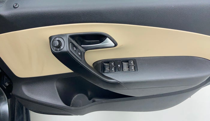 2018 Volkswagen Ameo HIGHLINE PLUS 1.0L 16 ALLOY, Petrol, Manual, 60,417 km, Driver Side Door Panels Control