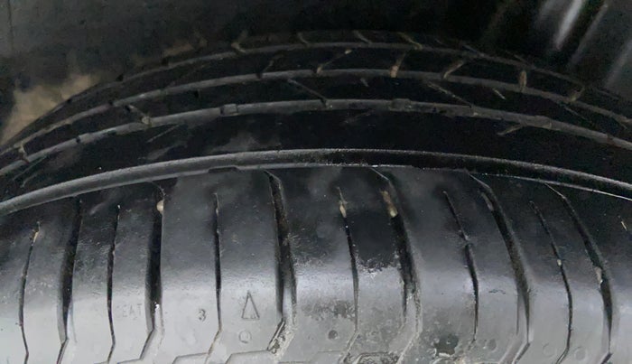 2018 Volkswagen Ameo HIGHLINE PLUS 1.0L 16 ALLOY, Petrol, Manual, 60,417 km, Left Rear Tyre Tread