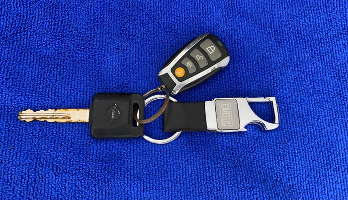 2016 Nissan Micra Active XL, Petrol, Manual, 52,518 km, Key Close Up