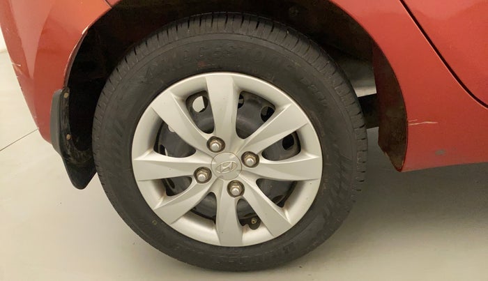 2012 Hyundai Eon MAGNA, Petrol, Manual, 57,456 km, Right Rear Wheel