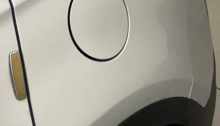 2018 Hyundai Creta SX AT 1.6 DIESEL, Diesel, Automatic, 1,07,583 km, Left quarter panel - Minor scratches