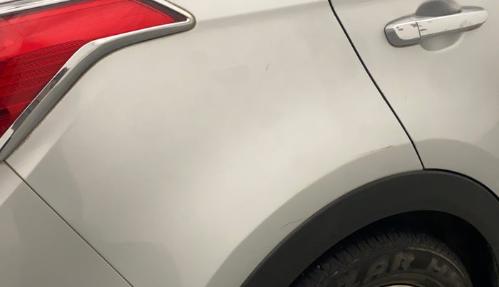 2018 Hyundai Creta SX AT 1.6 DIESEL, Diesel, Automatic, 1,07,583 km, Right quarter panel - Minor scratches