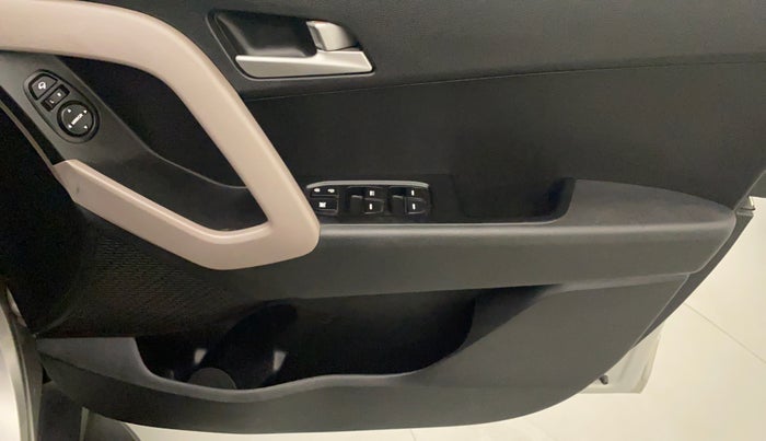 2018 Hyundai Creta SX AT 1.6 DIESEL, Diesel, Automatic, 1,07,583 km, Driver Side Door Panels Control