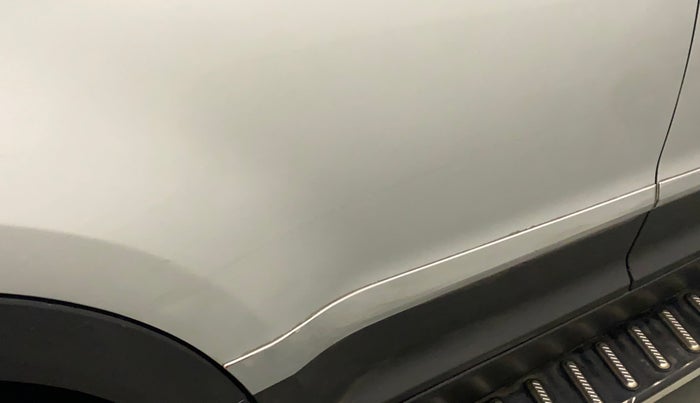 2018 Hyundai Creta SX AT 1.6 DIESEL, Diesel, Automatic, 1,07,583 km, Right rear door - Slightly dented