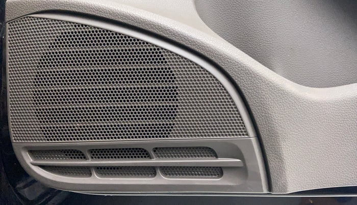 2015 Volkswagen Vento HIGHLINE TDI AT, Diesel, Automatic, 39,027 km, Speakers