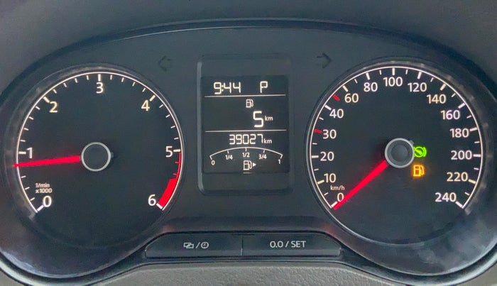 2015 Volkswagen Vento HIGHLINE TDI AT, Diesel, Automatic, 39,027 km, Odometer View