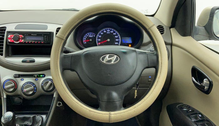 2012 Hyundai i10 MAGNA 1.2 KAPPA2, CNG, Manual, 93,932 km, Steering Wheel Close Up