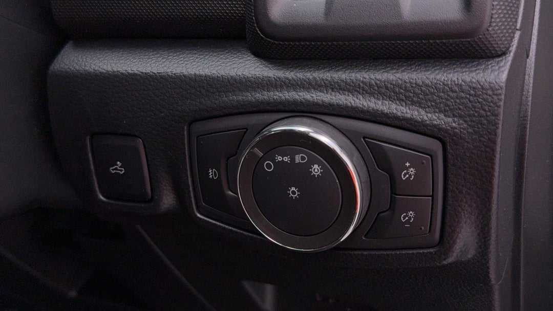 2020 Ford Ranger Xls 3.2 (4x4), Automatic, 120009 km, Utility Switches/Buttons