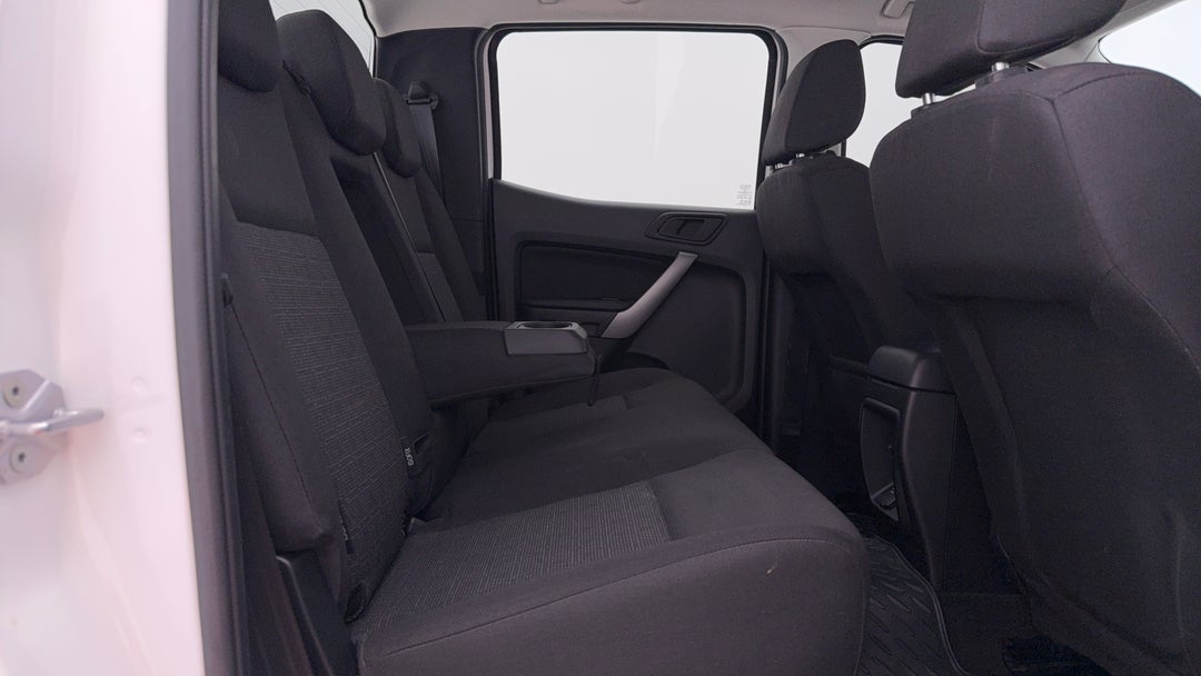 2020 Ford Ranger Xls 3.2 (4x4), Automatic, 120009 km, Right Side Rear Door Cabin View