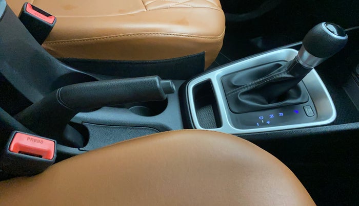 2019 Hyundai VENUE S 1.0 TURBO DCT, Petrol, Automatic, 38,010 km, Gear Lever