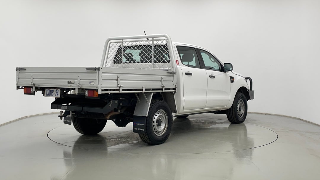 Right Back Diagonal (45- Degree) View