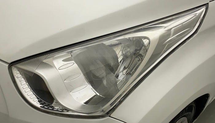 2015 Hyundai Eon SPORTZ, Petrol, Manual, 87,809 km, Left headlight - Minor scratches