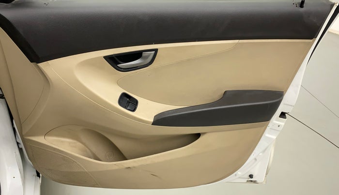2015 Hyundai Eon SPORTZ, Petrol, Manual, 87,809 km, Driver Side Door Panels Control