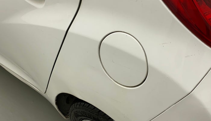 2015 Hyundai Eon SPORTZ, Petrol, Manual, 87,809 km, Left quarter panel - Slightly dented