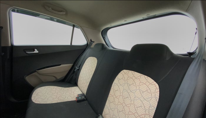 2015 Hyundai Grand i10 SPORTZ 1.2 KAPPA VTVT, Petrol, Manual, 54,746 km, Right Side Rear Door Cabin