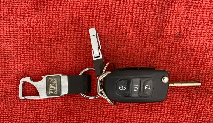 2019 Tata Harrier XM 2.0L KRYOTEC, Diesel, Manual, 65,523 km, Key Close Up