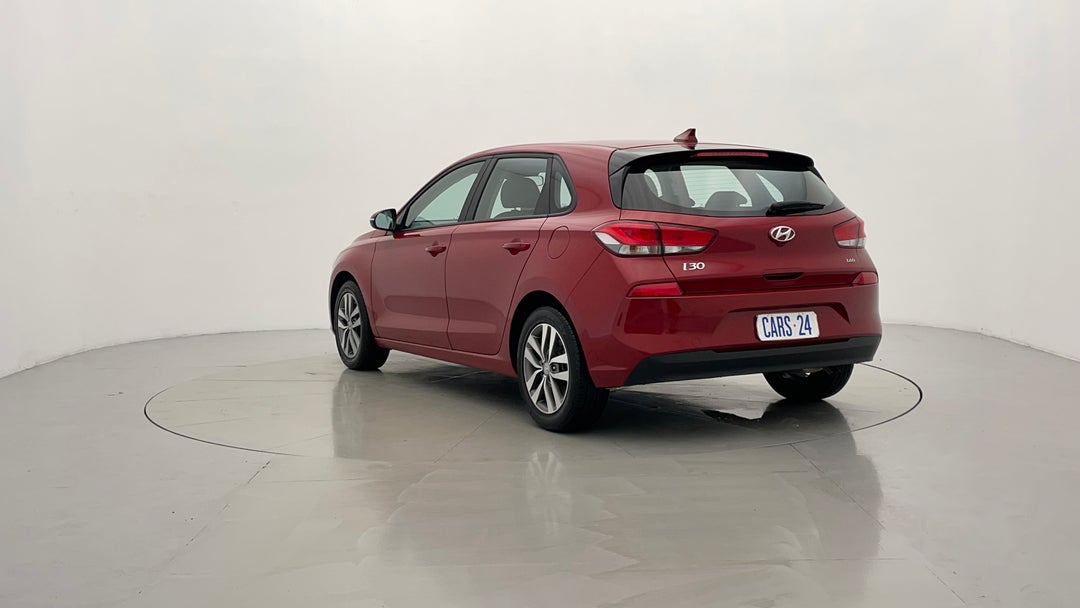 Left Back Diagonal (45- Degree) View