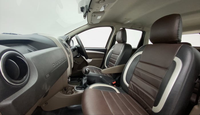 2018 Renault Duster 110 PS RXZ DIESEL, Diesel, Manual, 36,760 km, Right Side Front Door Cabin