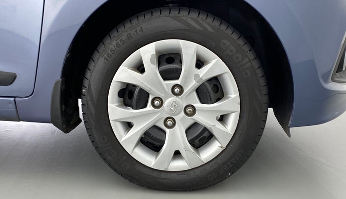 2016 Hyundai Grand i10 SPORTZ 1.2 KAPPA VTVT, Petrol, Manual, 54,043 km, Right Front Wheel