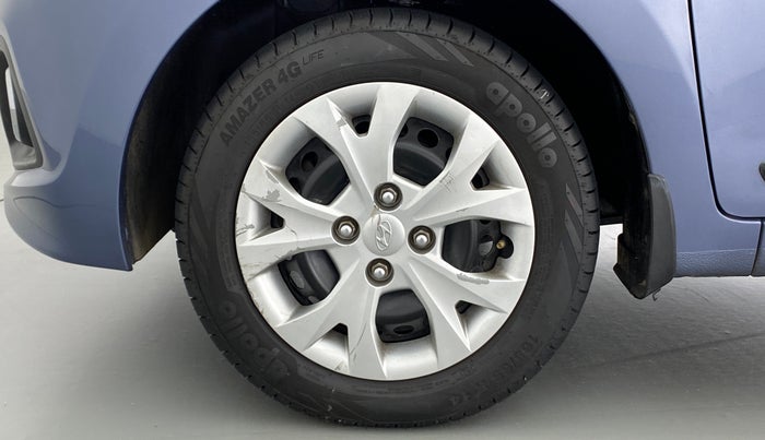 2016 Hyundai Grand i10 SPORTZ 1.2 KAPPA VTVT, Petrol, Manual, 54,043 km, Left Front Wheel