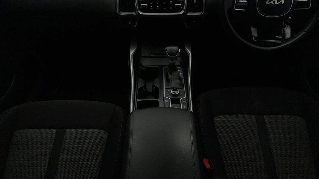 2022 Kia Sorento Sport 7 Seat, Automatic, 117371 km, Center Console