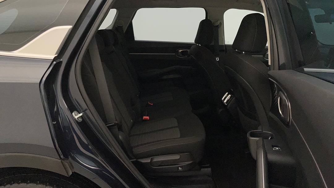 2022 Kia Sorento Sport 7 Seat, Automatic, 117371 km, Right Side Rear Door Cabin View