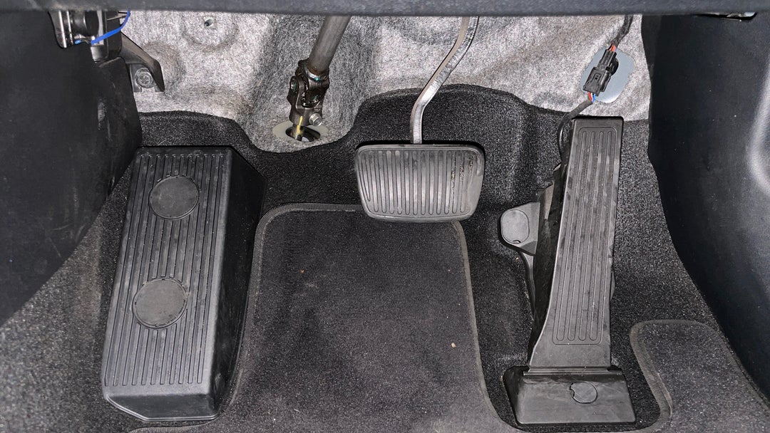 2022 Kia Sorento Sport 7 Seat, Automatic, 117371 km, Pedals and Footmat