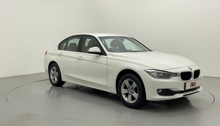 2015 BMW 3 Series 320D, Diesel, Automatic, 35,591 km, Right Front Diagonal