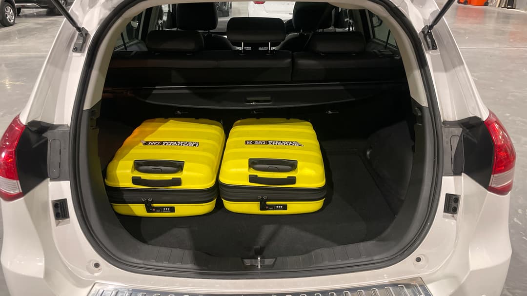 2020 Haval H2 Lux 2WD, Automatic, 48898 km, Boot Inside View with Luggage