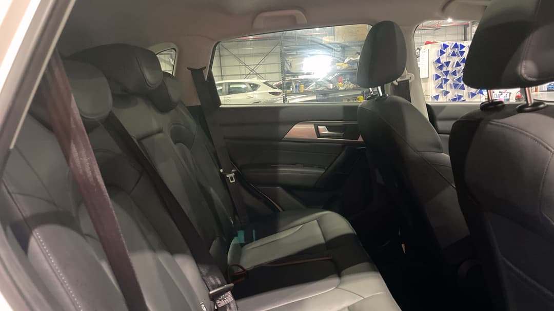 2020 Haval H2 Lux 2WD, Automatic, 48898 km, Right Side Rear Door Cabin View