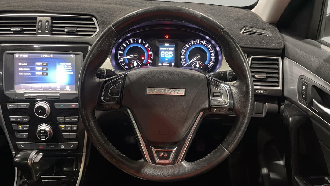2020 Haval H2 Lux 2WD, Automatic, 48898 km, Steering Wheel Close-up