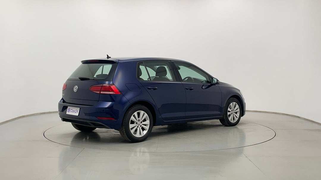 Right Back Diagonal (45- Degree) View