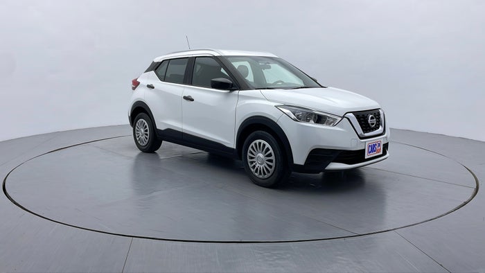 NISSAN KICKS-Front Left
