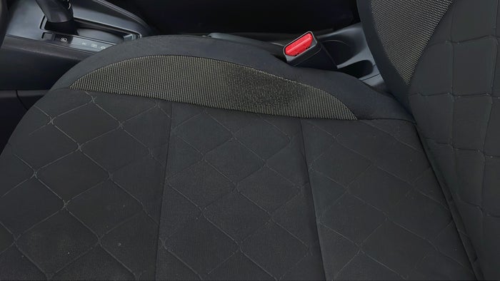 NISSAN KICKS-Seat LHS Front Faded