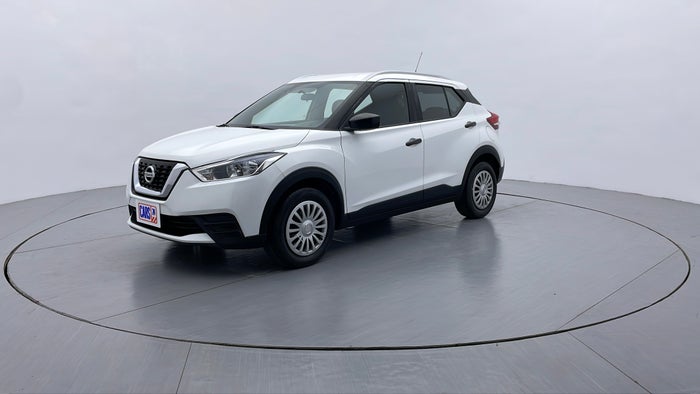 NISSAN KICKS-Left Front Diagonal (45- Degree) View