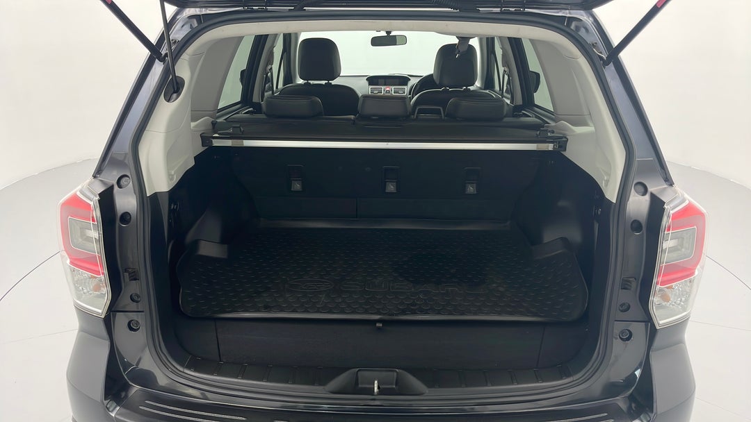2016 Subaru Forester 2.0d-s, Manual, 116827 km, Boot Inside View