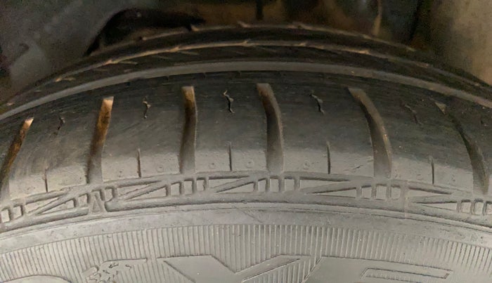 2018 Ford FREESTYLE TITANIUM 1.2 PETROL, Petrol, Manual, 50,067 km, Left Rear Tyre Tread