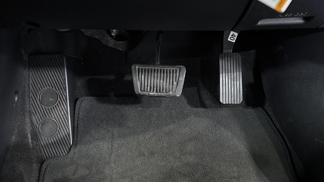 2022 Kia Rio Sport, Automatic, 47762 km, Pedals and Footmat