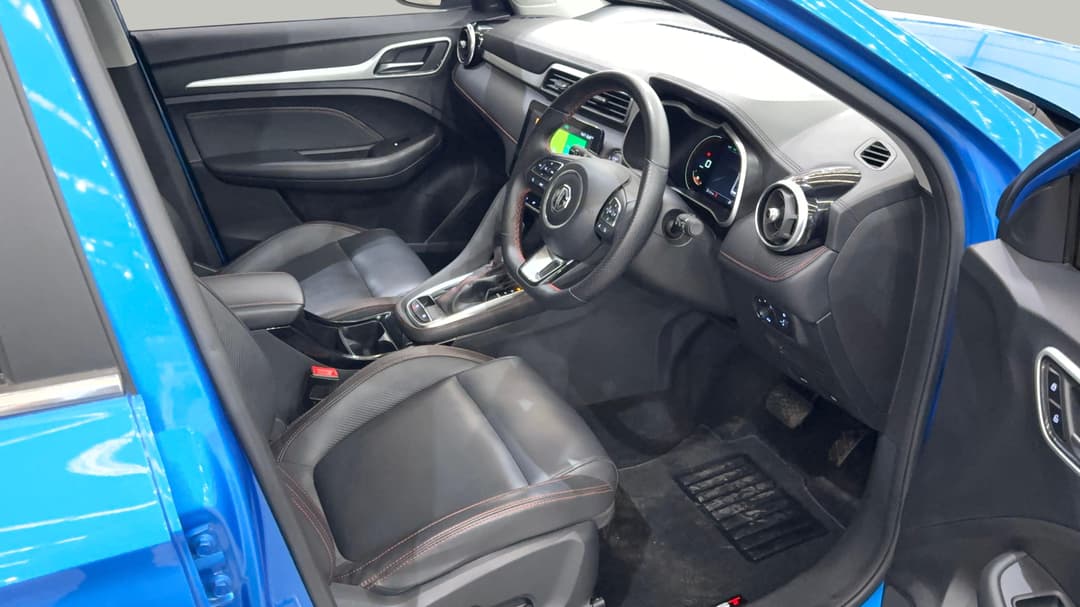 2021 MG Zst Essence, Automatic, 49517 km, Right Side Front Door Cabin View